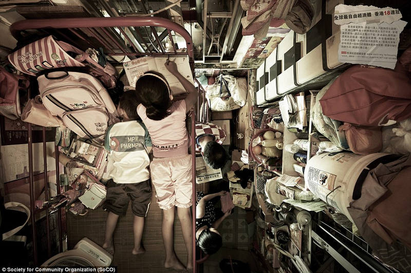 Illustration for article titled Hong Kong's claustrophobic apartments built for poor residents